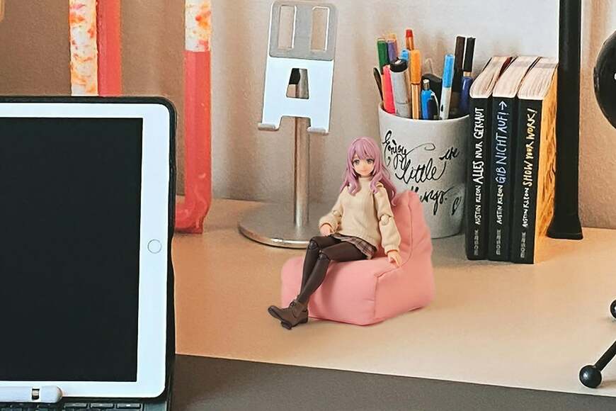 フィギュアの特等席として使う様子