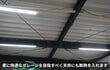 「もはやプロの仕事ですね！」空き家ガレージ〈トタンの天井〉→断熱材を入れて〈快適空間〉に大変身！黒塗装で見た目もグレードアップ