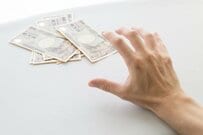 【6月支給分から2.7％増額】年金生活者支援給付金の対象者・給付基準額を解説！申請期限に遅れたらどうなるの？