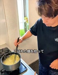 【冷やし中華弁当】シンパパが高校生に作るお弁当が話題！暑い日に食べたくなる愛情たっぷり弁当