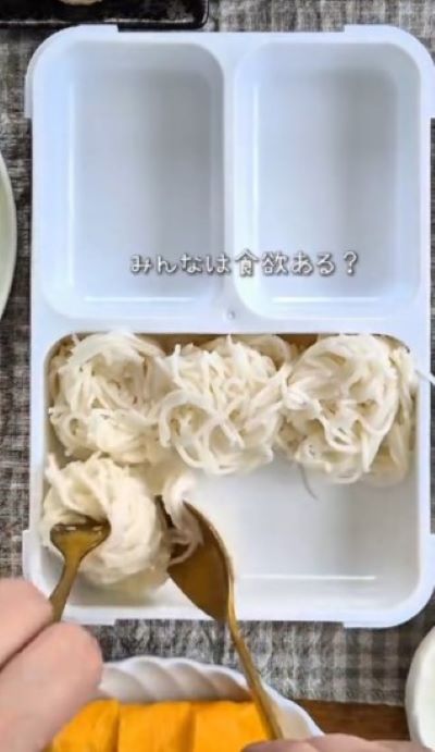 くるくる巻いて素麺を詰める