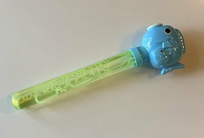 ダイソー、シャボン玉スティック（魚）商品画像
