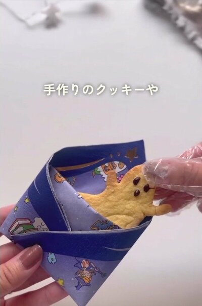 ナプキンに入れるクッキー