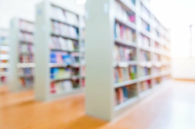 10年付き合って同棲した彼氏と別れた女性　「実家に帰って本棚を新調した理由」に5万いいね