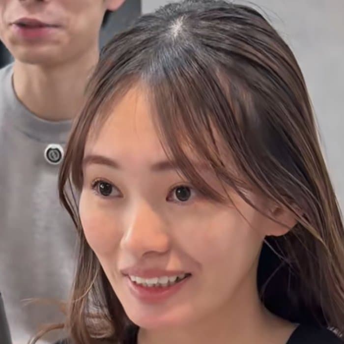 「髪を乾かす時間が面倒」10ヶ月の赤ちゃんがいるママがショートで大胆イメチェン！「いいね。似合っている」「とても素敵！」の声