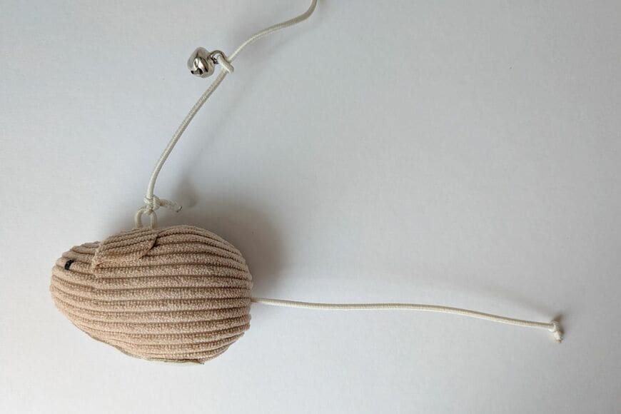 「落ち着いた色でインテリアにも馴染みます」