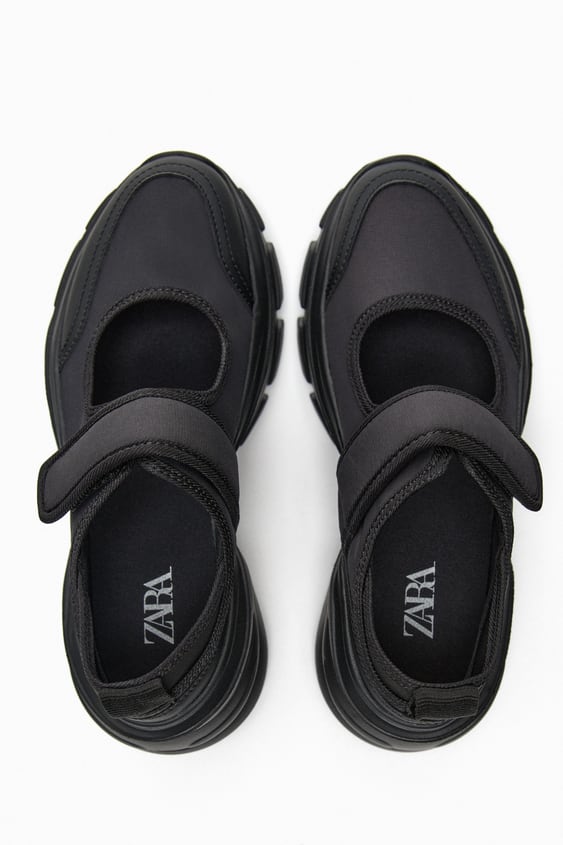 画像出所：ZARA公式サイト