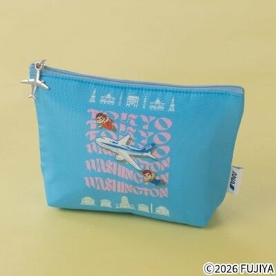 歴史的な建築物を背景にレイアウトした舟形のポーチ