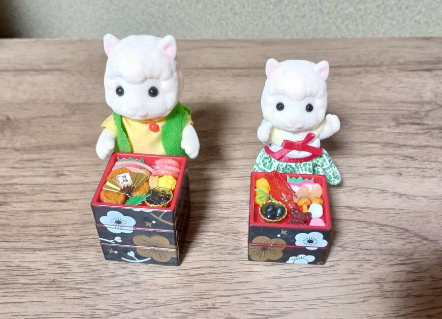 筆者撮影（株式会社トイズスピリッツ、日本の究極和食！ざ・おせち重マスコット六）