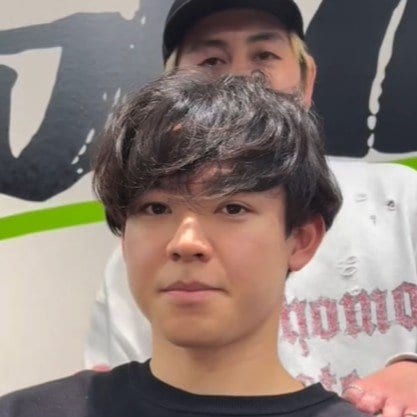 男性「職場がカラー禁止で…」　休み限定のハイトーンカラー＆カットで大変身！