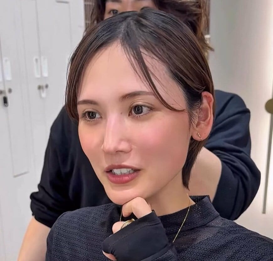 【大変身】襟足＆前髪カットを希望の女性がシースルーショートでイメチェン！「全然違う…」と感動！