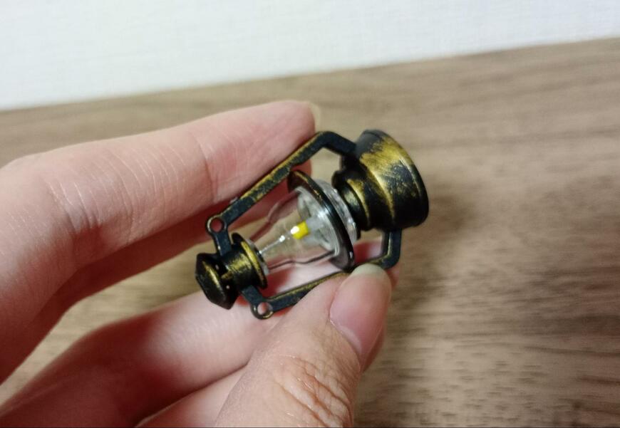 出所：筆者撮影（セリア、ミニチュアランタン）