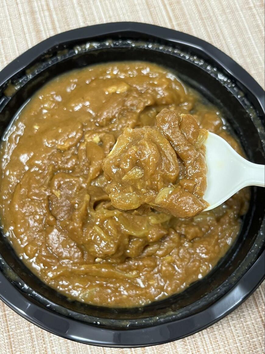 よく煮込まれたまろやかなカレー。