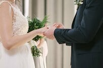「結婚式・披露宴」が2番目に多い都道府県はどこ？　意外な答えに正解率は約3割だった