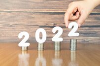 手間なく確実に貯める！つみたてNISA、iDeCoなど老後資金の準備に活用できる4つの方法を紹介