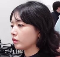 【大変身】くせ毛女性が〈スタイリングが楽なボブ〉に挑戦した結果…ふんわりと柔らかい「癖毛だからできるボブ」にイメチェン！