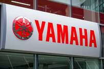 ヤマハ発動機の28日株価終値1,924.5円と年初来高値圏、二輪車が増益をけん引する一方でOLV事業は構造改革へ