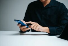 スマホ通信料、2025年の全国平均は月「1万1464円」。最高と最低で年間2万2千円超の地域差