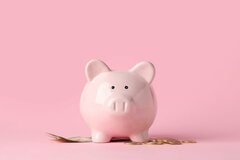 ゆうちょ銀行の「定額貯金」は定期預金とちょっと違う！6カ月経てば払戻し自由。半年複利で100万円を3年預けた手取り利子は1万7124円