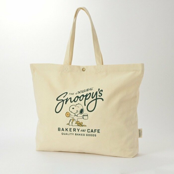 ちょっとしたお出かけにも使える「トートバッグ」まで付いてきます