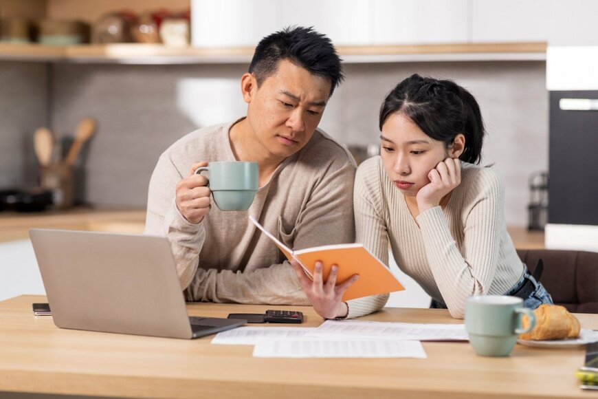 【60歳代の貯蓄額】平均と中央値との差は1000万円超に「厚生年金と国民年金」2024年度は2.7％の増額も実質目減りに