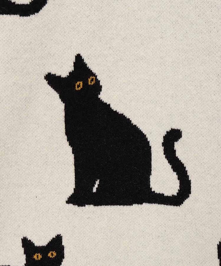 出所：ブルーブルーエ公式　アニマル総柄ニット