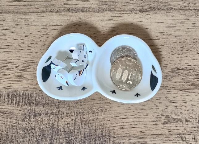 出所：筆者撮影（セリア、二連式 ころころシマエナガ）