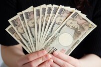 年収800万円なのに…お金が貯められない30代女性が抱える問題点