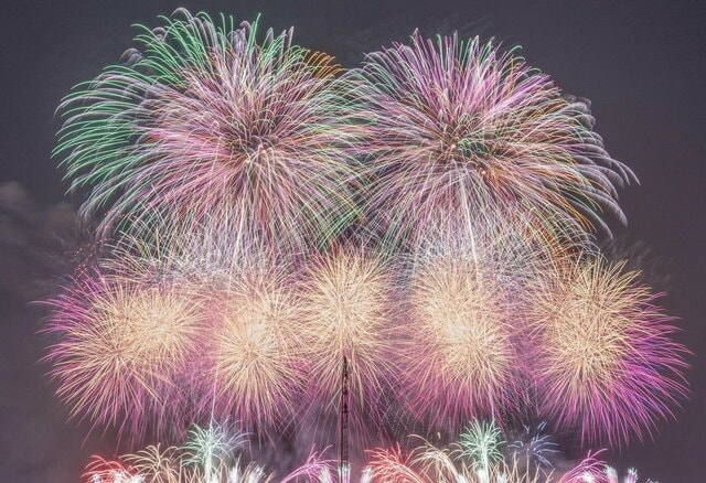 【神奈川の花火大会】2024年夏に開催される神奈川の花火大会4選！最新情報と見どころをチェック
