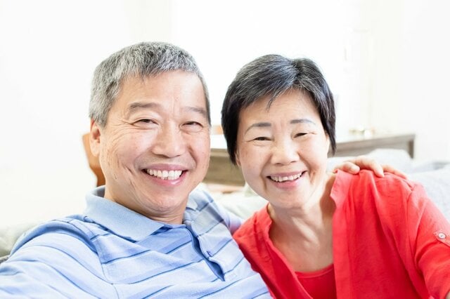 【50歳代の貯蓄額一覧】「貯まるワケありません！」貯蓄ゼロ（非保有）でも気にしたい「老後の要点」3つ