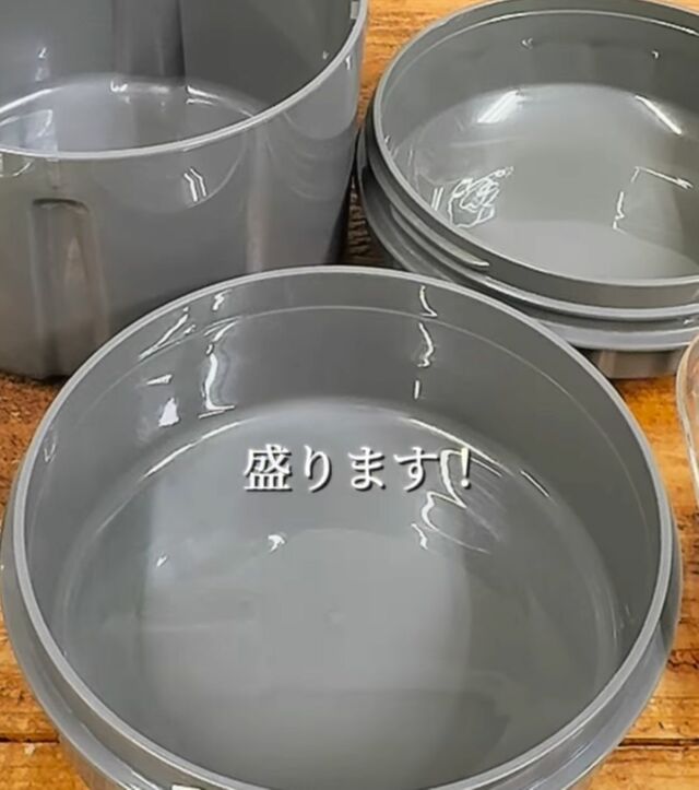 「作ってもらいたい！」ジューシーな大根餃子がたっぷりの【50代大工の現場弁当】は盛り付けセンスも抜群！