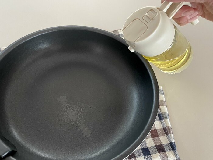 量を調整しやすいので、油を余分に使わずに済む