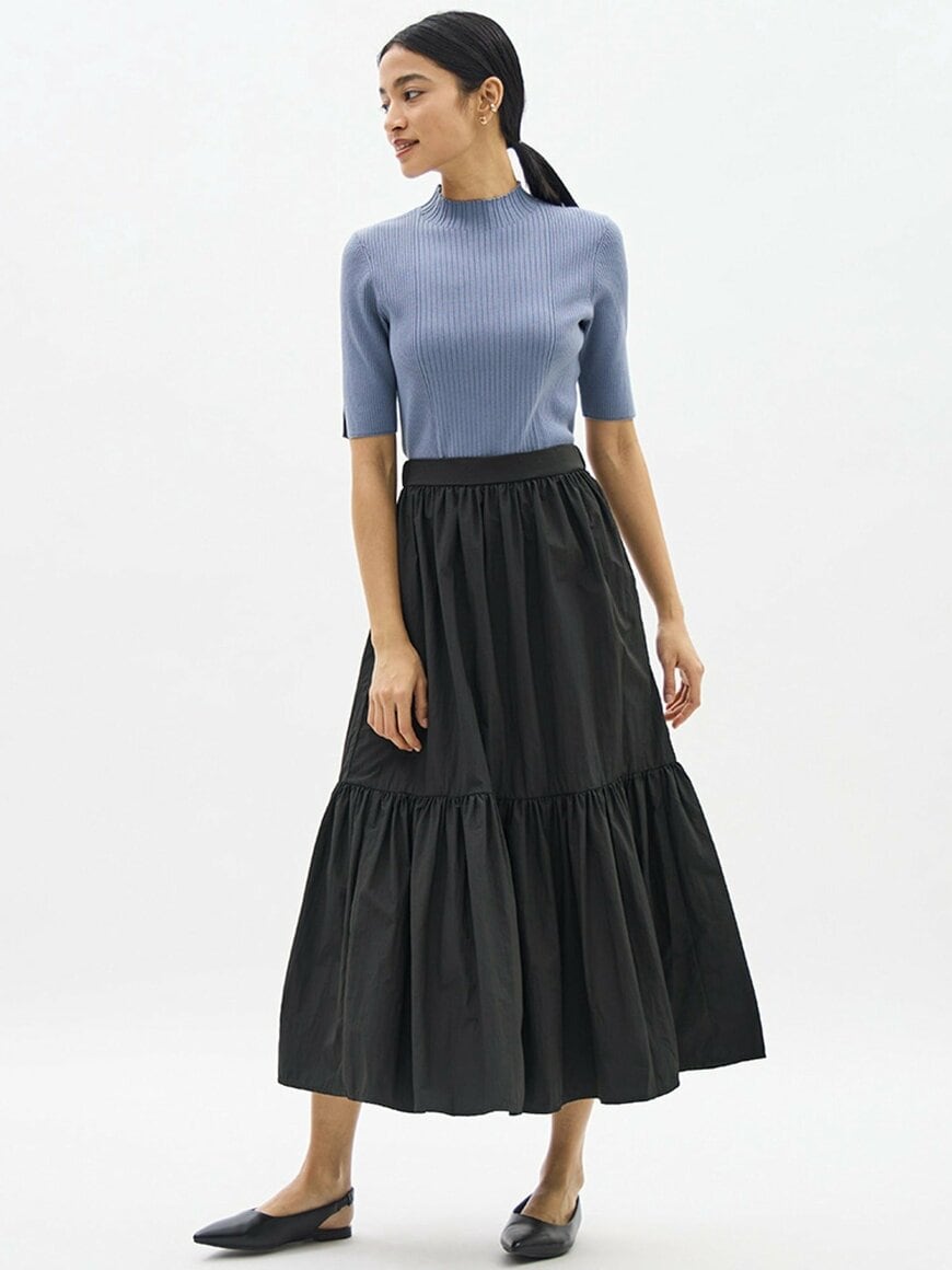 出所：GU公式　ティアードフレアロングスカート