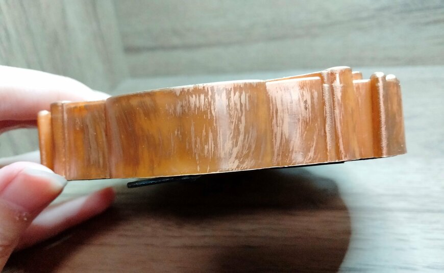 筆者撮影（セリア、ハロウィン フォトフレーム 丸型）