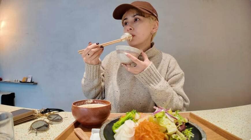 出所：ホラン千秋のYouTube（@ChiakiHoran_Official）参照日：2026年2月5日