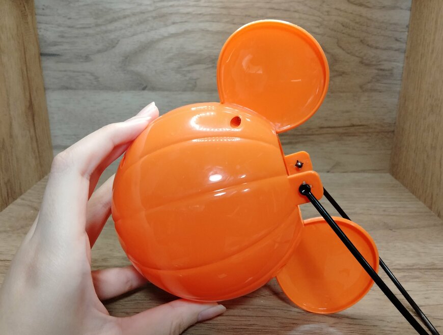 筆者撮影（セリア、ハロウィン バケツ/ミッキーマウス）