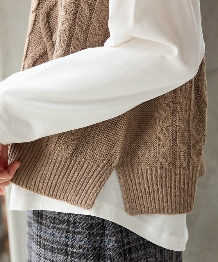 ハニーズ公式　Ｔシャツ付ニットベスト