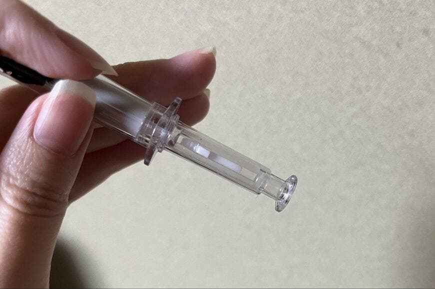 ダイソー、注射器型ボールペン 2本入り商品画像