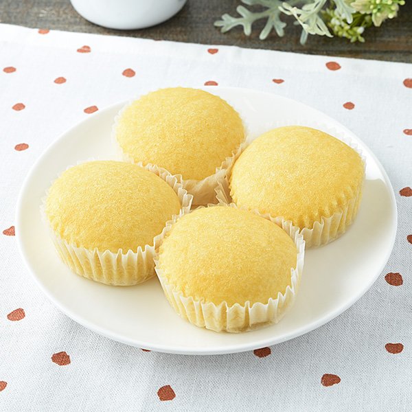 ファミリーマートの新商品:たまご蒸しパン4個入