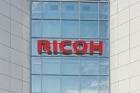 リコーがデジカメ事業で100億円を減損。伸び悩む業績にWパンチ