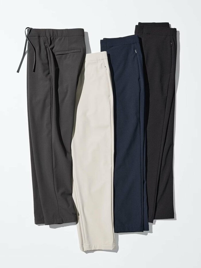 ユニクロで値下げ中の「ウォームストレッチパンツ」