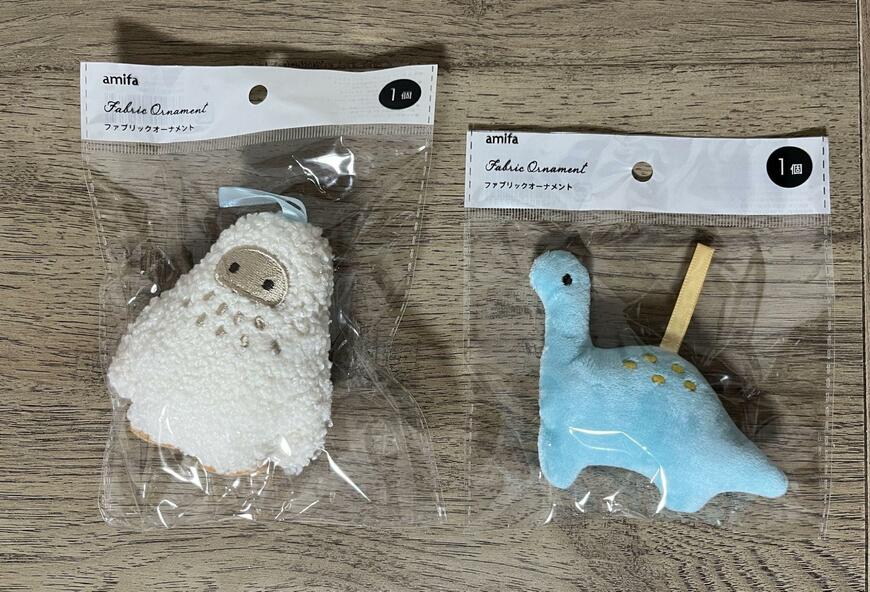 筆者撮影（セリア、ファブリックオーナメント イエティ・ネッシー）