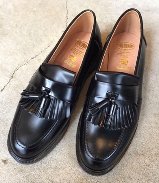 SOLOVAIR - TASSEL LOAFER ¥34,560（税込）