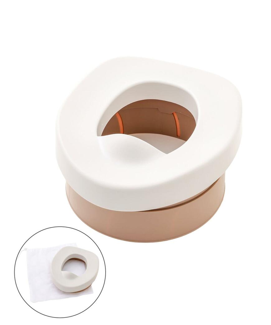 出所：パルグループ公式ファッション通販サイト 3COINS 折りたたみおまる／KIDSトイレ