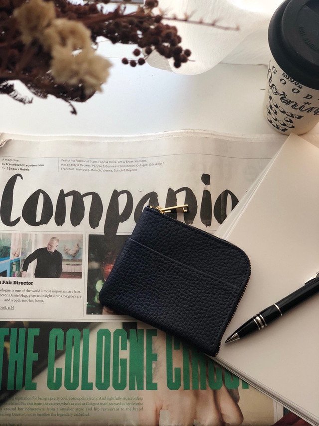 comodoz - L型コインケース(ソフトシュリンクレザー) ¥4,968（税込）