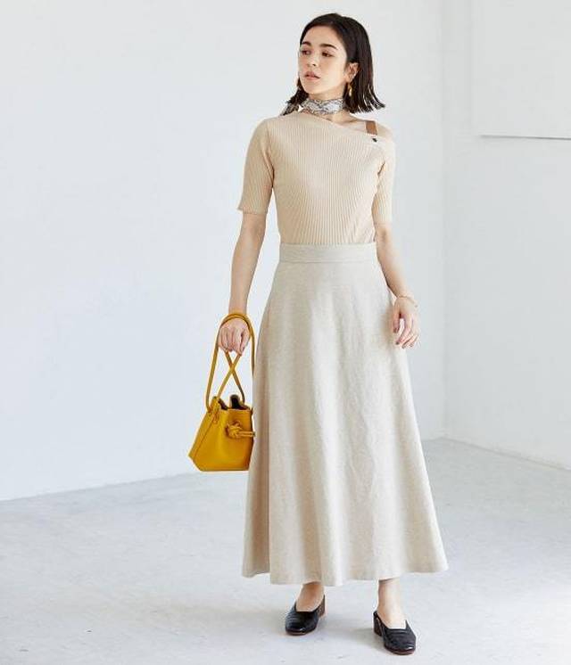 ADAM ET ROPE' FEMME - スカーフつきサイドオフショルダー ¥12,960（税込）