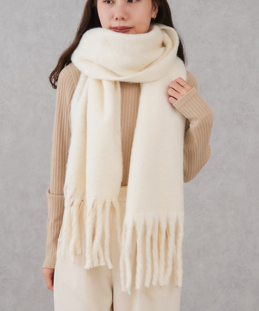 3COINS公式　ボリュームマフラーの画像