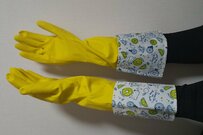 キンプリ平野くんとお揃い?!ダイソー「袖付きゴム手袋」SNSで話題。大掃除のやる気アップに