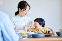 【子育て世帯の年収】わが家は「平均以下・平均以上」？子どもがいる世帯の「平均年収」はいくらか