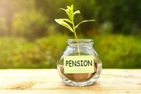 老齢厚生年金「ひと月10万円未満の人」は何割？